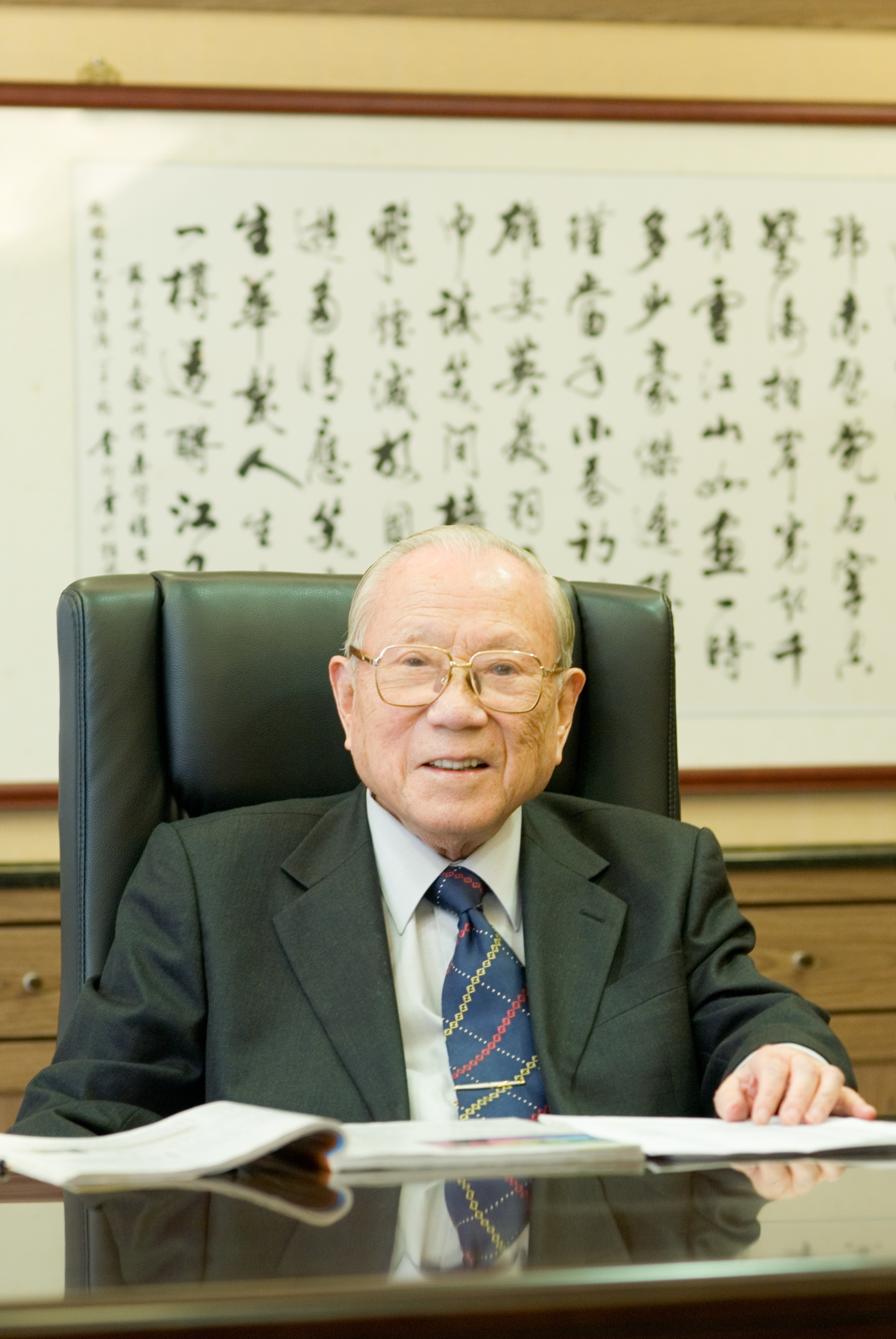創辦人張鵬圖醫師暨第一任校長