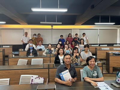 1130815-護理學院特色講座-清大黃能富教授