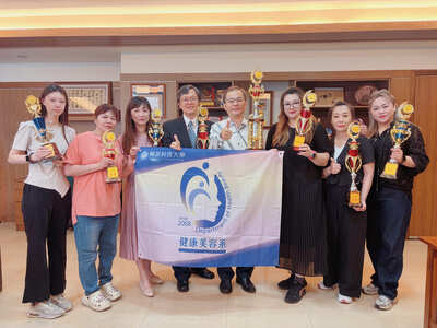健美系「奧林匹克盃國際美業競賽」8金2銀1銅及16優勝圖片