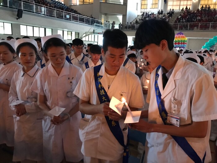 護理系107學年度加冠導光典禮圖片